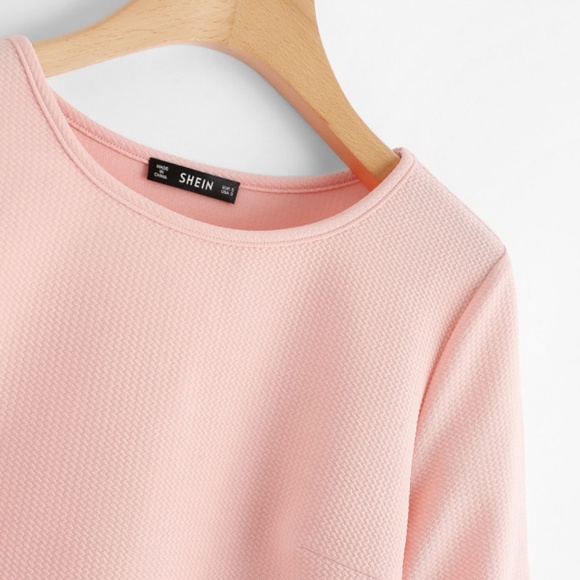 NWT Scallop Sleeve Blush Top - Picture 2 of 3